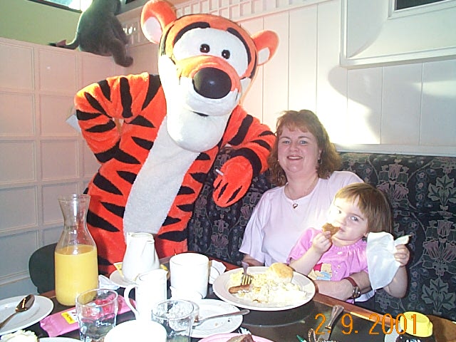 Tigger2.jpg (96576 bytes)